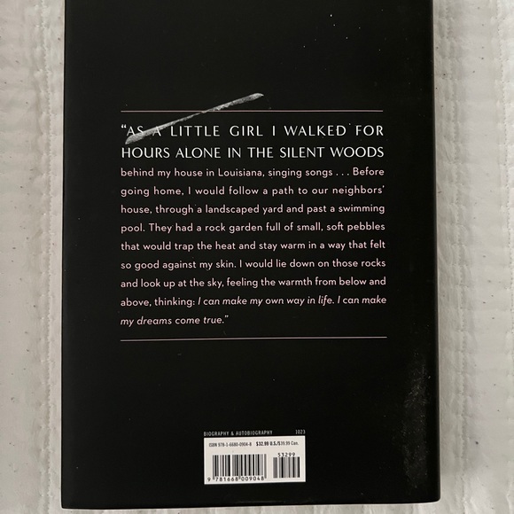 BRITNEY SPEARS: the woman in me - Picture 3 of 3